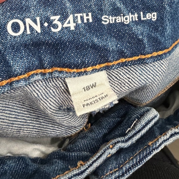 Straight Leg Medium Wash Jeans - Picture 2 of 7
